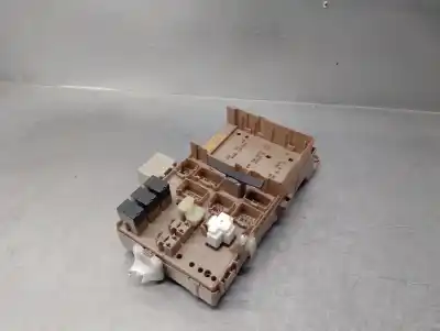 Second-hand car spare part fuse box unit for toyota corolla (e12) 1.6 16v oem iam references 8198050030