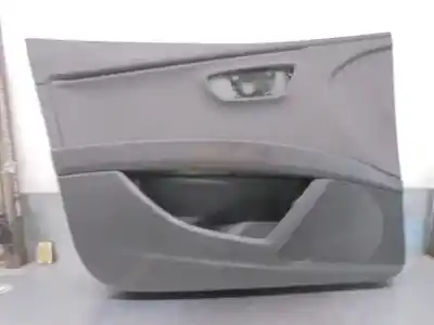Автозапчастина б/у оббірка передніх дверей ліва для seat leon st (5f8) 2.0 tdi посилання на oem iam 5f4867011j