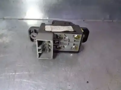 Peça sobressalente para automóvel em segunda mão botão / interruptor elevador vidro traseiro esquerdo por ssangyong kyron 2.0 xdi 4x4 referências oem iam 202005301  