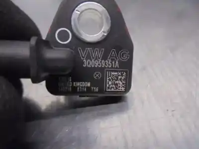 Second-hand car spare part sensor for seat leon st (5f8) 2.0 tdi oem iam references 3q0959351a   Second-hand car spare part sensor for seat leon st (5f8) 2.0 tdi oem iam references 3q0959351a