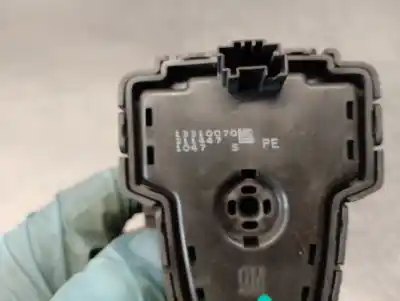 Автозапчастина б/у многофункційне управління для opel insignia a (g09) 2.0 cdti (68) посилання на oem iam 1780410  