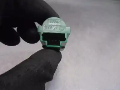 Second-hand car spare part switch for citroen c3 / c3 origin iii (sx) 1.2 vti 82 oem iam references 9818232480  