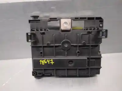 Pièce détachée automobile d'occasion boîtes à fusibles pour peugeot 607 (s2) 2.7 hdi fap cat (uhz / dt17ted4) références oem iam 9666700380  