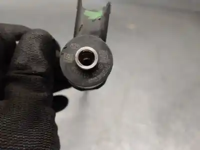 Second-hand car spare part injector for opel insignia a (g09) 2.0 cdti (68) oem iam references 0445110327  0445110327