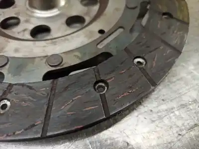 Second-hand car spare part clutch kit for seat leon (1p1) 1.9 tdi oem iam references 03l141015p  703558