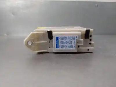 Автозапчасти б/у блок реле/предохранителей за lexus is 200 (ds2/is2) d-cat ссылки oem iam 8273053050  