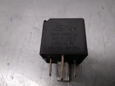 Second-hand car spare part relay for audi a3 (8l) 1.9 tdi oem iam references 7m0951253a