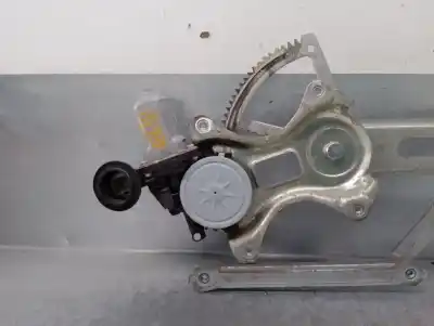 Second-hand car spare part passenger side right window regulator for lexus is 200 (ds2/is2) d-cat oem iam references 6980130260  