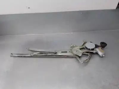 Second-hand car spare part passenger side right window regulator for lexus is 200 (ds2/is2) d-cat oem iam references 6980130260  