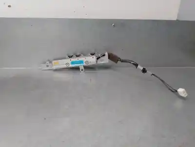 Second-hand car spare part antenna for lexus is 200 (ds2/is2) d-cat oem iam references 8630053160