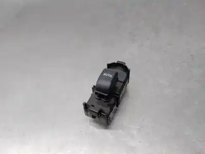 Автозапчастина б/у ПЕРЕДНІЙ ПРАВИЙ ВІКОННИЙ Вимикач для LEXUS IS 200 (DS2/IS2)  Посилання на OEM IAM 8403053020  