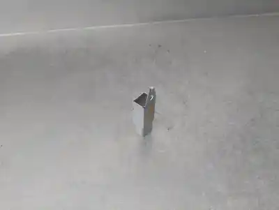 Pezzo di ricambio per auto di seconda mano relè per lexus is 200 (ds2/is2) d-cat riferimenti oem iam 9098004184  