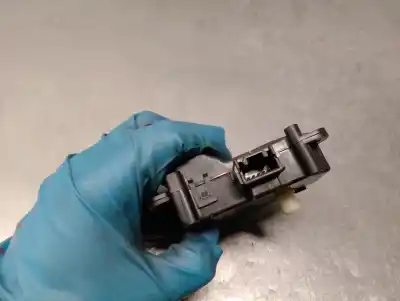 Peça sobressalente para automóvel em segunda mão motor de sofagem por lexus is 200 (ds2/is2) d-cat referências oem iam 0638000171  