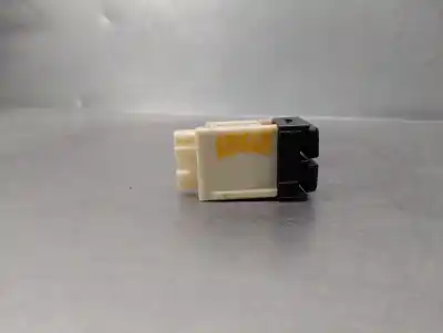 Second-hand car spare part switch for lexus is 200 (ds2/is2) d-cat oem iam references 8484033050  