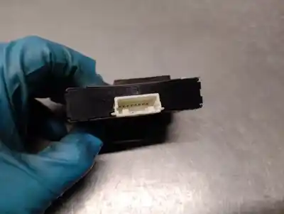 Second-hand car spare part electronic module for lexus is 200 (ds2/is2) d-cat oem iam references 8978453011  656909000