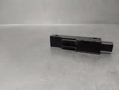 Pièce détachée automobile d'occasion antenne pour lexus is 200 (ds2/is2) d-cat références oem iam 8999230100  