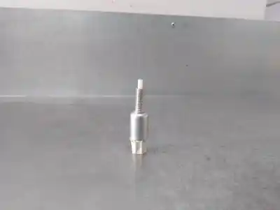 Second-hand car spare part switch for lexus is 200 (ds2/is2) d-cat oem iam references 8452042010