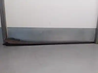 Peça sobressalente para automóvel em segunda mão molduras frontais por peugeot 5008 (0u_, 0e_) 1.6 hdi referências oem iam 96858535