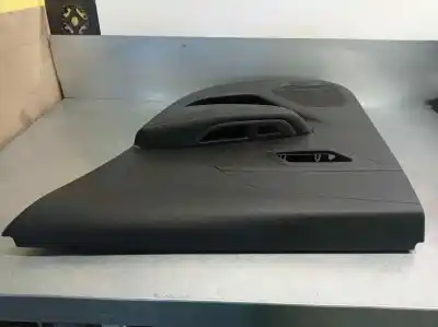 Автозапчастина б/у обликка задніх правіх дверей для peugeot 208 ii (ub_, up_, uw_, uj_) 1.2 puretech 100 посилання на oem iam 98527356qu  