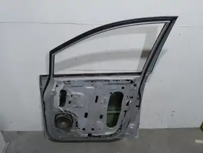 Second-hand car spare part front right door for ssangyong rodius i 2.7 xdi oem iam references 6200421200  