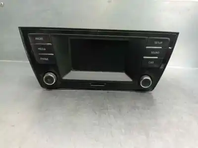 Second-hand car spare part audio system / radio cd for skoda fabia iii (nj3) 1.2 tsi oem iam references 6v0035871b
