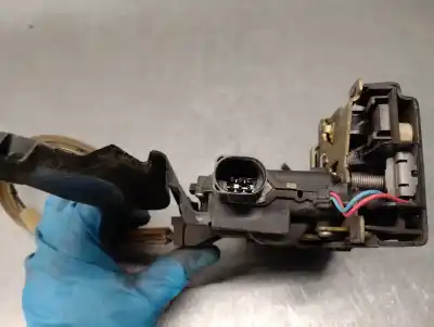 Автозапчастина б/у замок дверей заднього лівого для seat toledo ii (1m2) 1.9 tdi посилання на oem iam 3b4839015a  