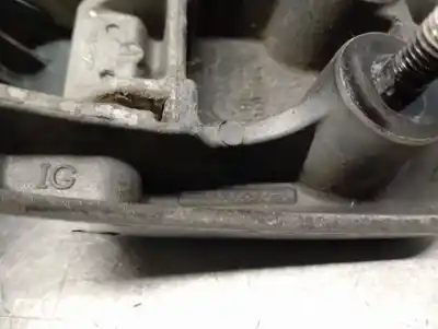 Автозапчасти б/у петля крышки багажника за citroen jumpy combi 1.6 blue-hdi fap ссылки oem iam 9820029280  