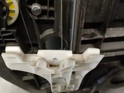 Автозапчастина б/у регулятор скла заднього правого для hyundai i40 i (vf) 1.7 crdi посилання на oem iam 834813z000  