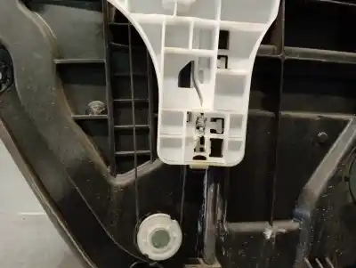 Автозапчастина б/у регулятор скла заднього правого для hyundai i40 i (vf) 1.7 crdi посилання на oem iam 834813z000  