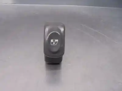 Peça sobressalente para automóvel em segunda mão BOTÃO / INTERRUPTOR ELEVADOR VIDRO DIANTEIRO ESQUERDO por RENAULT SCENIC (JA..)  Referências OEM IAM 7700432962  