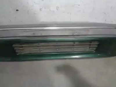 Pièce détachée automobile d'occasion le pare-choc avant pour peugeot 205 berlina 1.4 références oem iam 740172  
