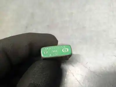Second-hand car spare part relay for audi a3 (8l) 1.6 ambiente oem iam references 443937105a  