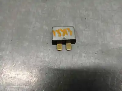 Second-hand car spare part relay for audi a3 (8l) 1.6 ambiente oem iam references 443937105a  