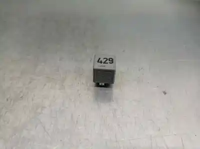 Second-hand car spare part relay for audi a3 (8l) 1.6 ambiente oem iam references 1j0906381  