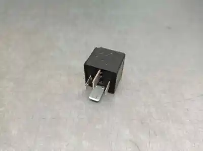 Peça sobressalente para automóvel em segunda mão relé para automóvel por audi a3 (8l) 1.6 ambiente referências oem iam 7m0951253a