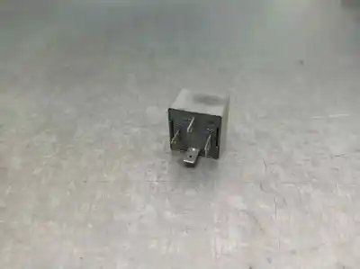 Peça sobressalente para automóvel em segunda mão relé para automóvel por audi a3 (8l) 1.6 ambiente referências oem iam 141951253b