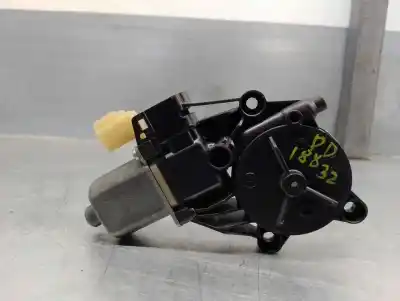 Tweedehands auto-onderdeel RAAMMOTOR RECHTS VOOR voor FORD FIESTA (CB1)  OEM IAM-referenties 0130822407  