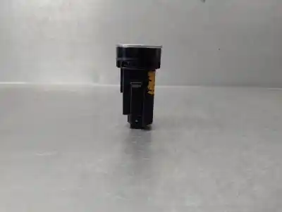 Second-hand car spare part switch for lexus is 200 (ds2/is2) d-cat oem iam references 8961130020  