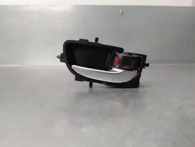 Peça sobressalente para automóvel em segunda mão puxador interior traseiro direito por toyota auris 1.8 16v (híbrido) referências oem iam 692050d201