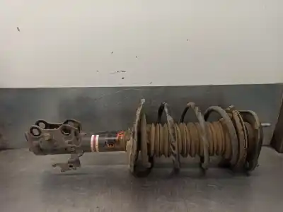 Second-hand car spare part front left shock absorber for toyota auris 1.8 16v (híbrido) oem iam references 4852002e00  03091000549