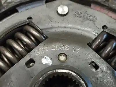 Автозапчасти б/у комплект сцепления за audi a3 (8l) 1.6 ambiente ссылки oem iam 06a141025q  321003311
