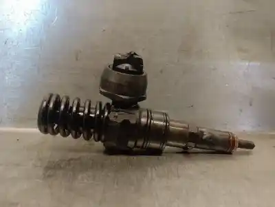 Second-hand car spare part injector for audi a3 (8p) 1.9 tdi ambiente oem iam references 036130073bn