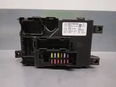 Tweedehands auto-onderdeel relais/zekeringenkastje voor fiat punto (evo) (199) 1.3 16v jtd cat oem iam-referenties 00517986150