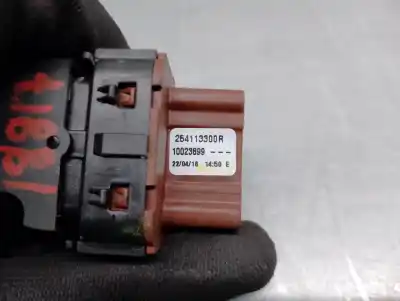 Автозапчасти б/у выключатель левого переднего окна за renault captur i (j5_, h5_) 1.5 dci 90 ссылки oem iam 254113300r  