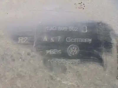 Gebrauchtes Autoersatzteil radhaus vorn rechts zum volkswagen bora berlina (1j2) 1.9 tdi oem-iam-referenzen 1j0809962b cesta 6 c 