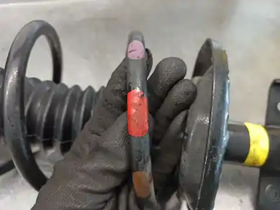 Second-hand car spare part front right shock absorber for renault captur i (j5_, h5_) 1.5 dci 110 oem iam references 543020638r  03091000508