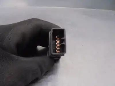 Автозапчастина б/у вимикач для ssangyong rodius 2.7 turbodiesel cat посилання на oem iam 621w10140  