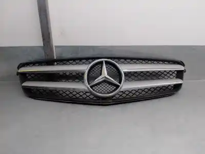 Автозапчастина б/у передня решіта для mercedes-benz clase c (w204) coupe 2.1 cdi cat посилання на oem iam a2048802083  
