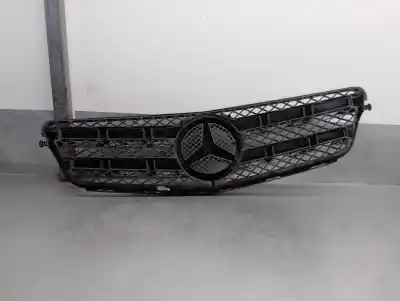 Автозапчастина б/у передня решіта для mercedes-benz clase c (w204) coupe 2.1 cdi cat посилання на oem iam a2048802083  