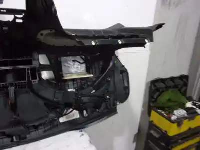 Pièce détachée automobile d'occasion tableau de bord pour citroen c3 picasso 1.6 16v hdi références oem iam 823194  